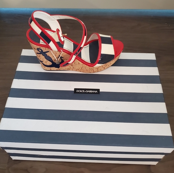 DOLCE & GABBANA - Ship Ahoy 🚢 Sandals - Picture 14 of 15